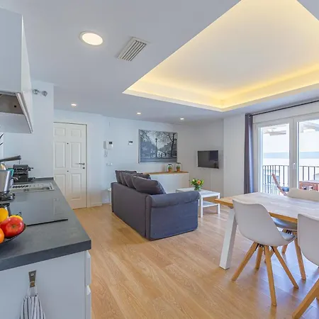 Ventura 2 - Centric & Pool - Simplytarifa Appartement Buitenkant foto