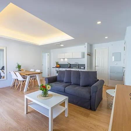 Ventura 2 - Centric & Pool - Simplytarifa Appartement Buitenkant foto